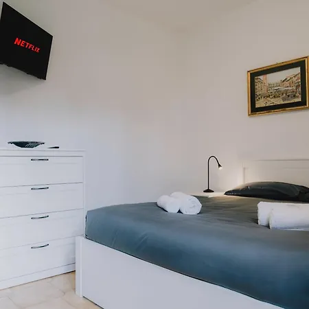 La Serra With Balcony